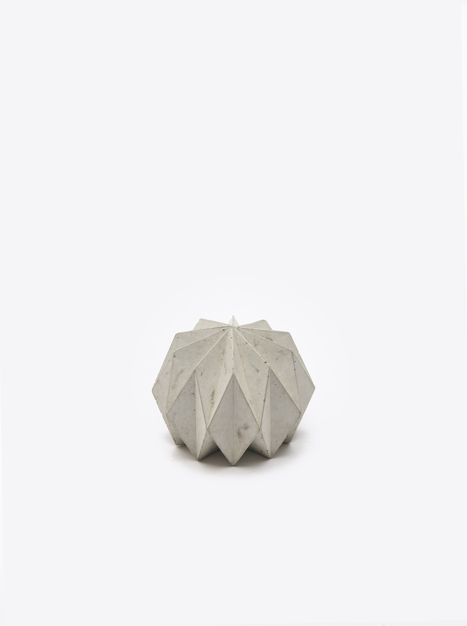 Briefbeschwerer Origami Beton