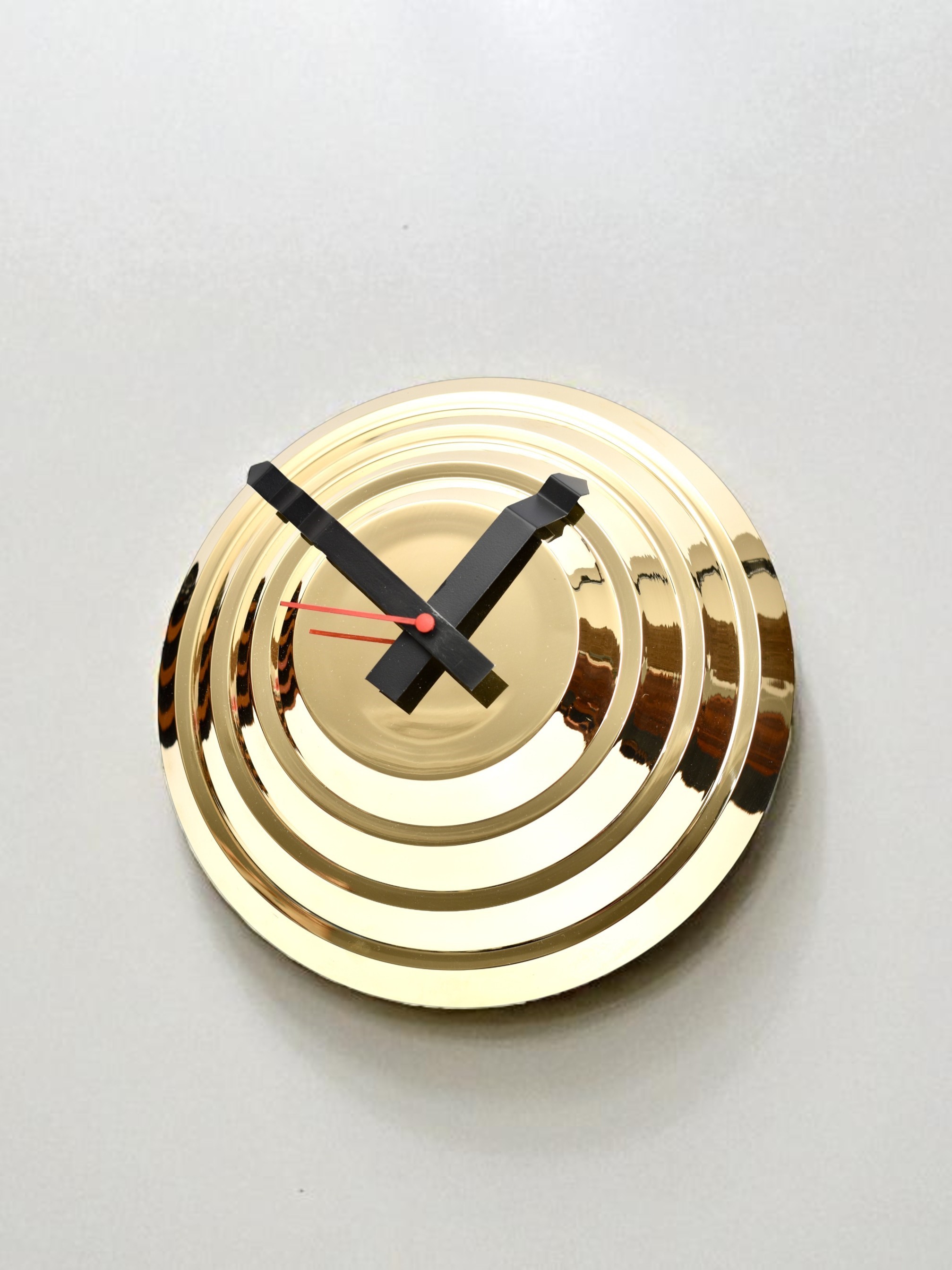 Wall Clock &quot;Stufenuhr&quot; Spun Brass polished
