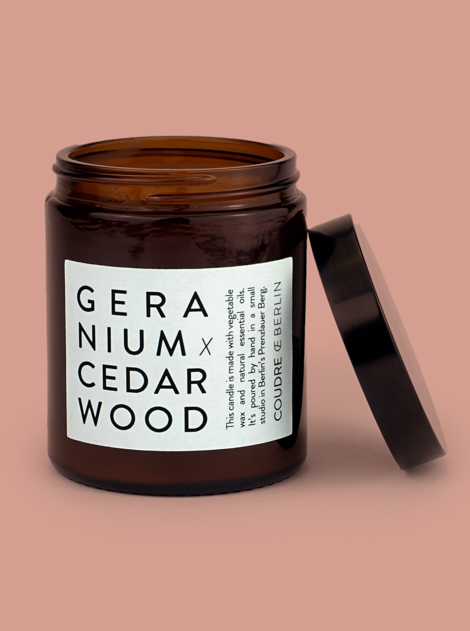Scented Candle Geranium &amp; Cedarwood