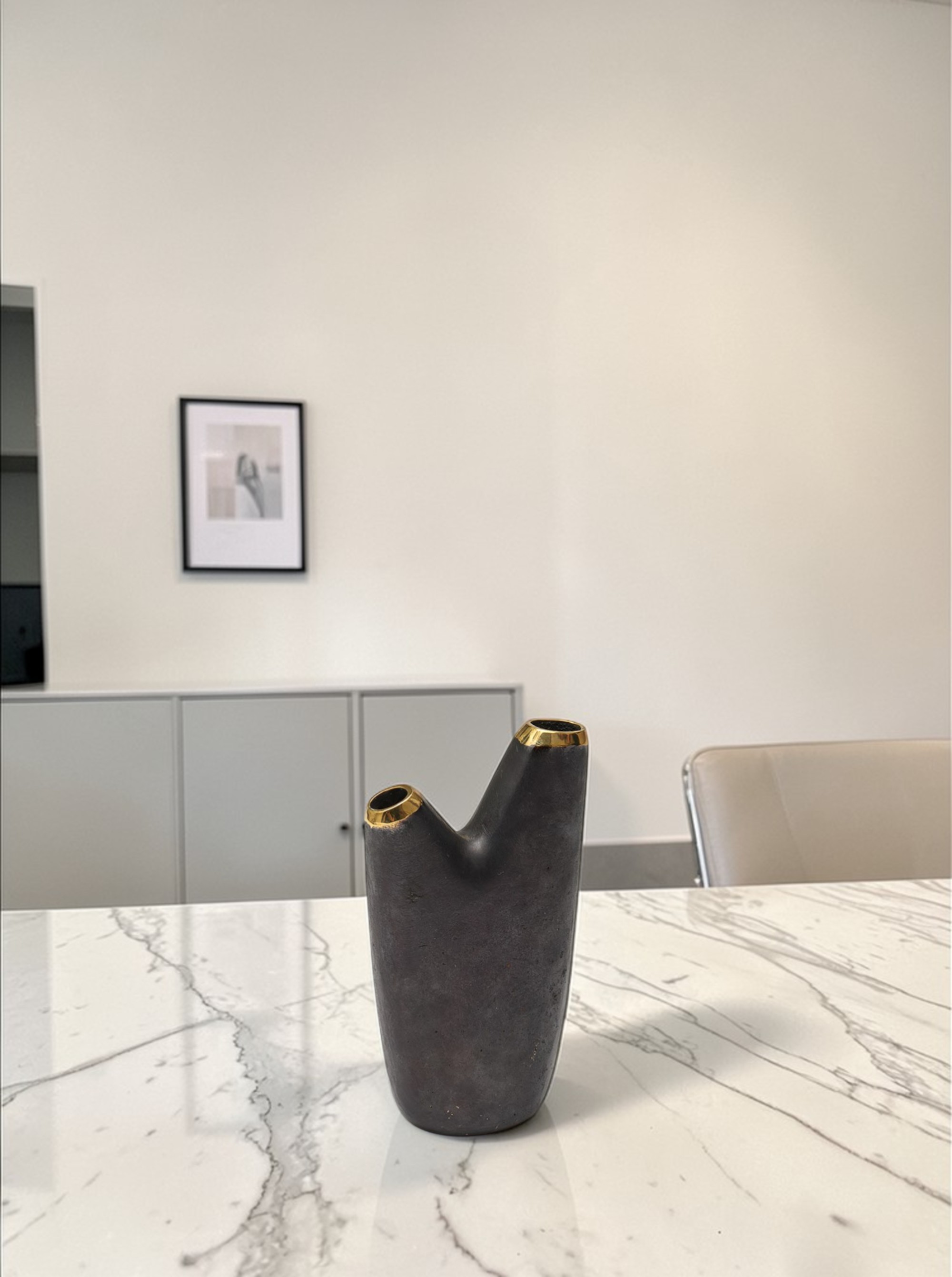 Vase "Aorta" II Messing patiniert