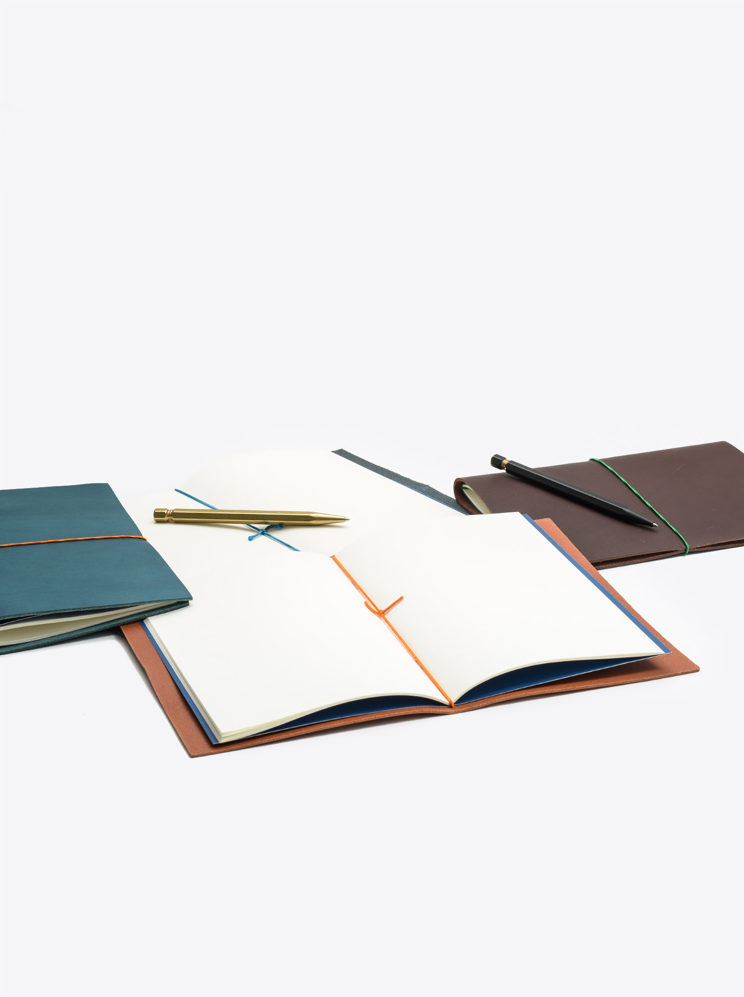 Notebook Grand Voyager XL in Cowhide Leather Cognac