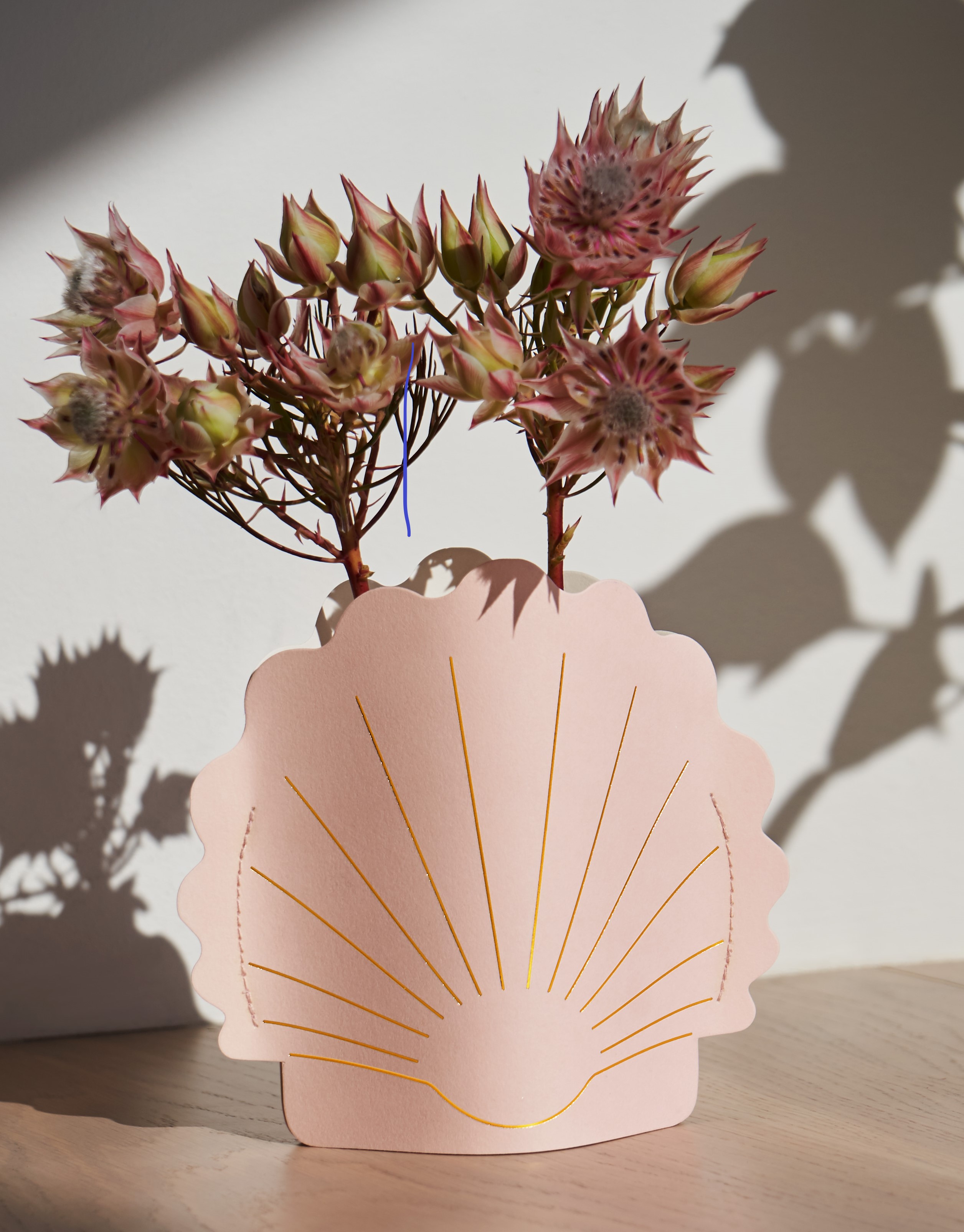Paper Vase &quot;Hera&quot; pink pale