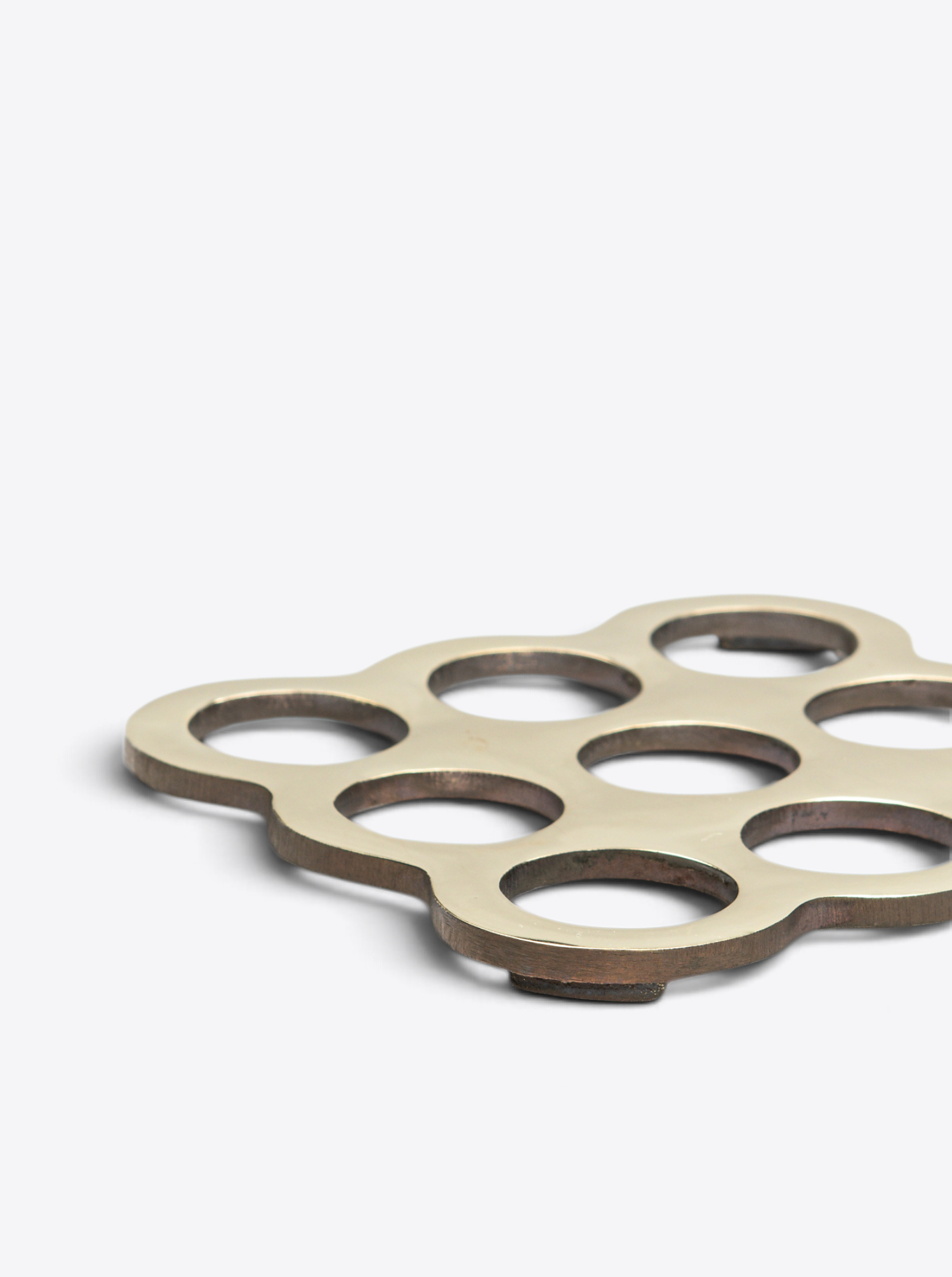 Untersetzer Trivet quadratisch - Messing poliert und patiniert