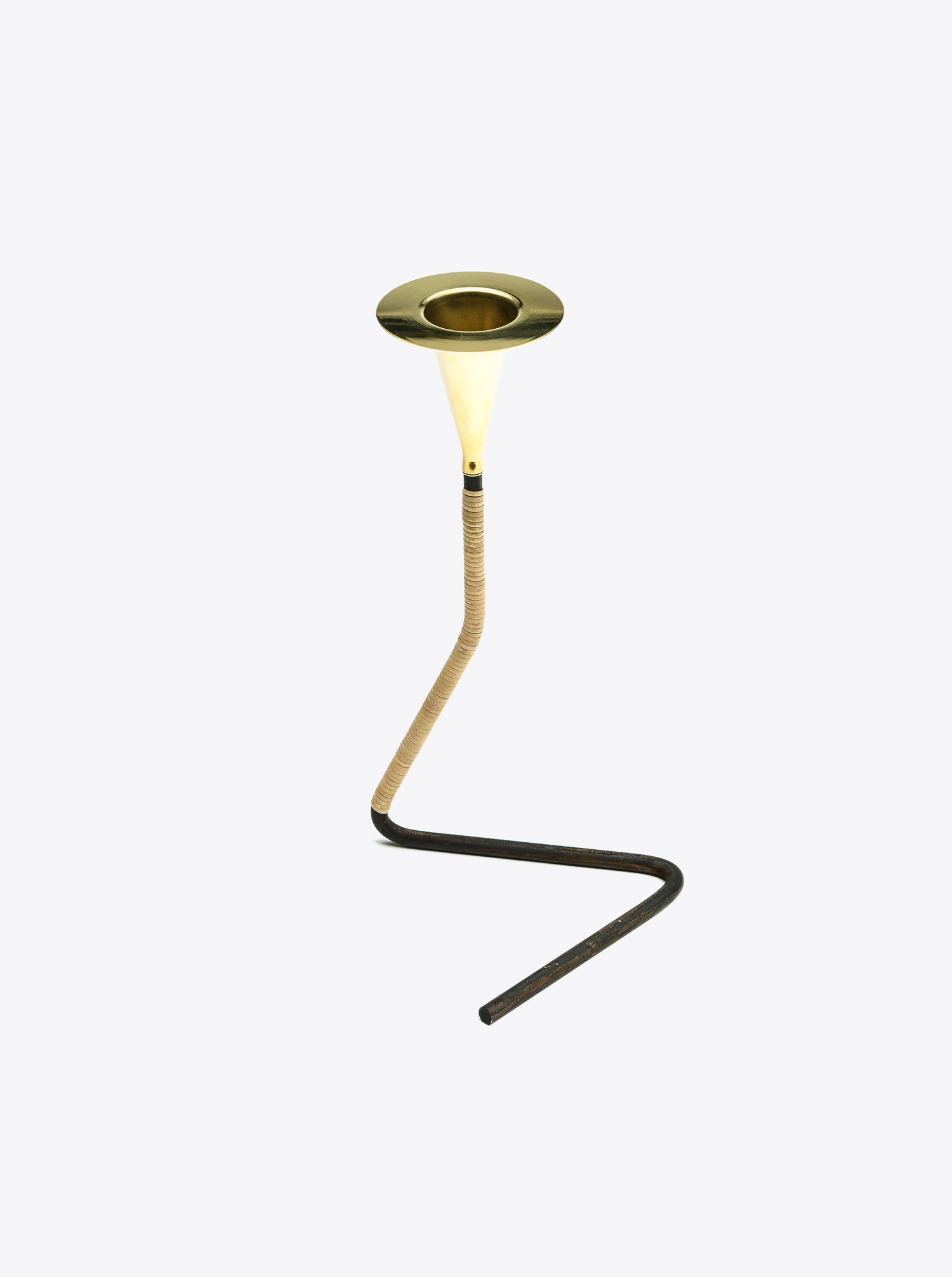 Candleholder &quot;Cobra&quot; Brass patinated Raffia