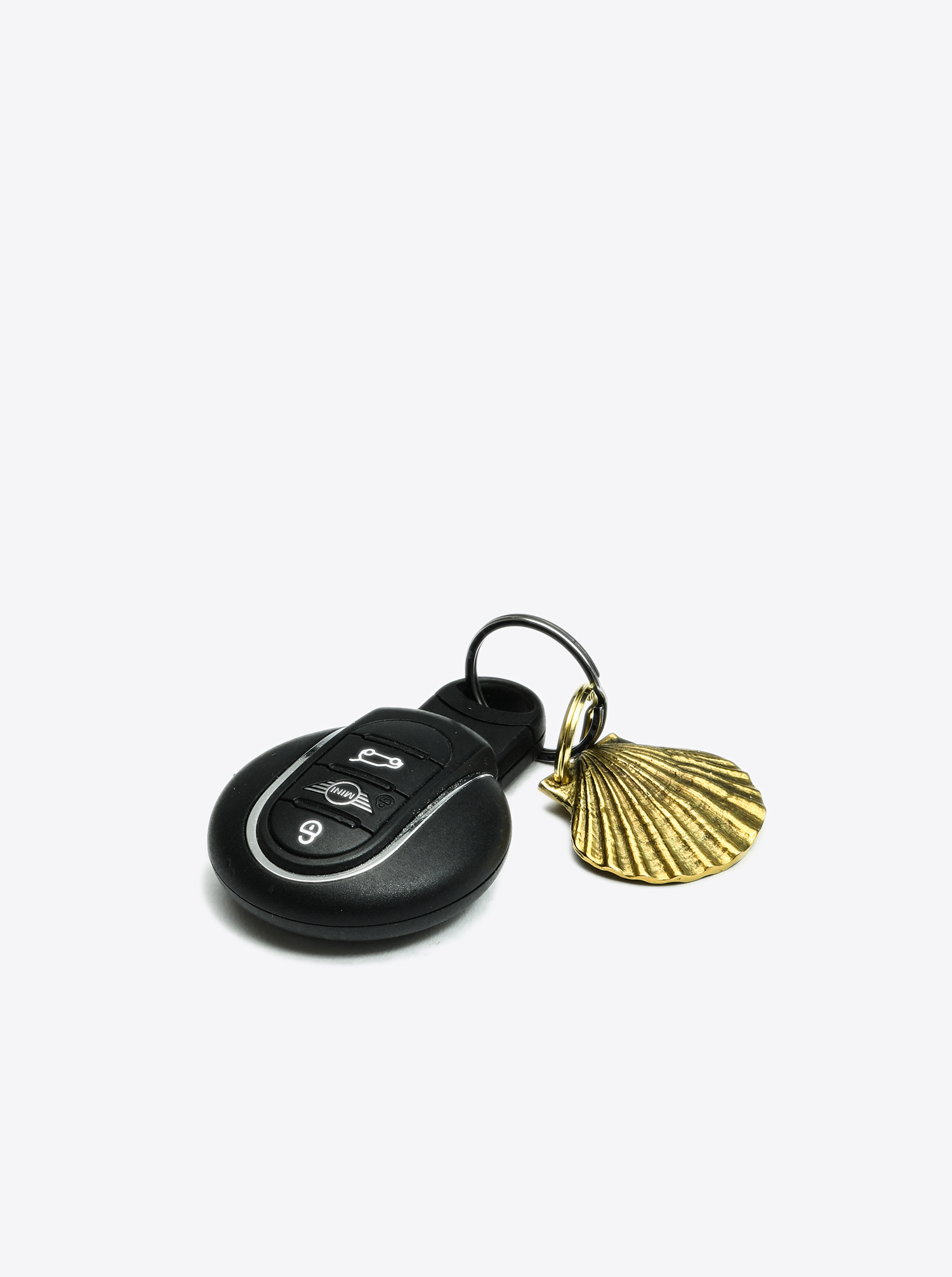 Key Chain Shell &quot;Venus&quot; Brass