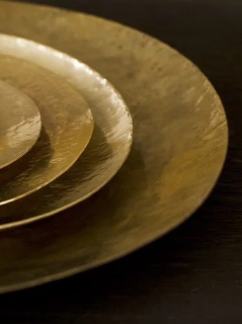Big Plate handmade of brass XL D30 . Handmade