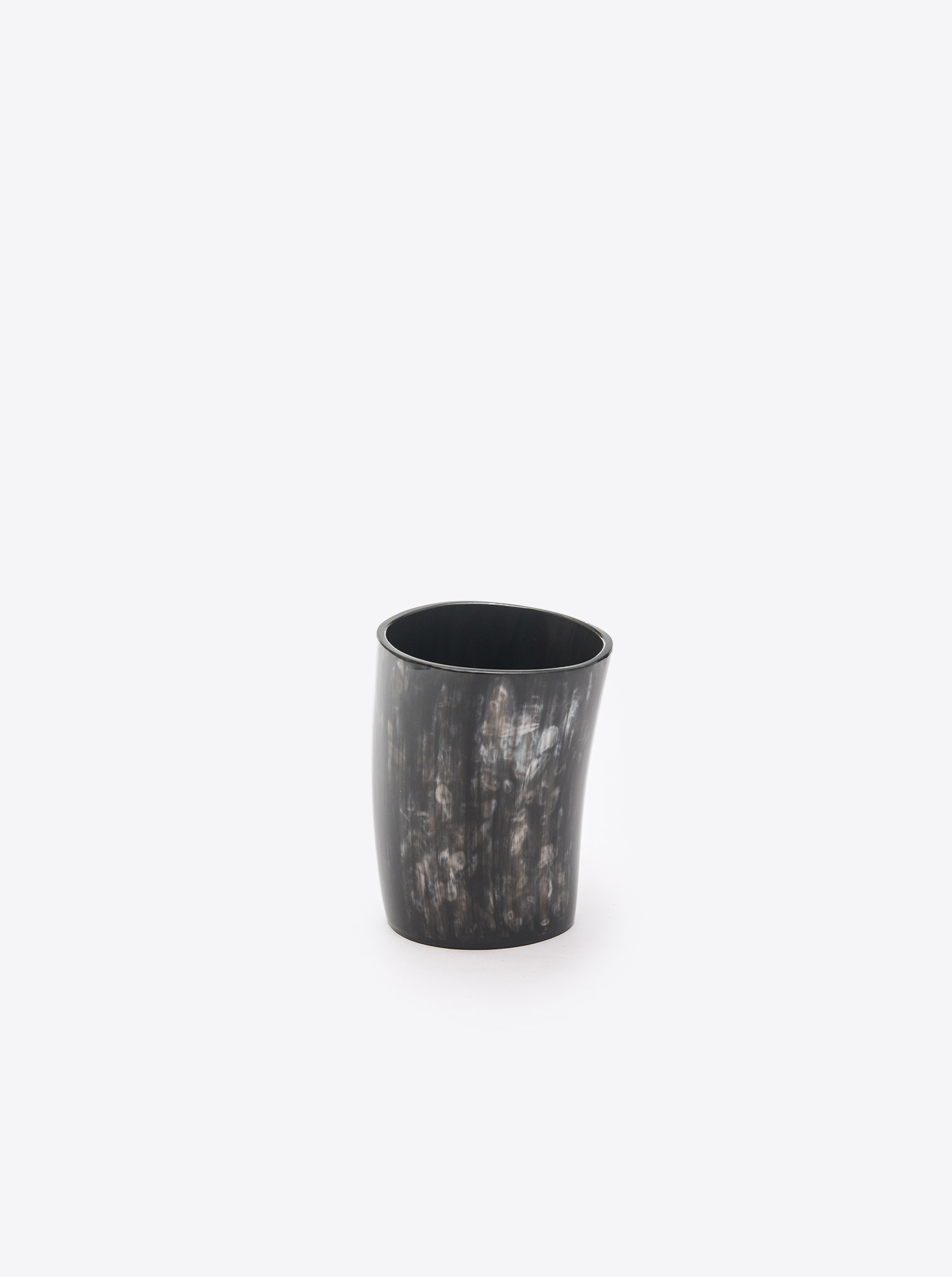 Cup made of Horn dark M