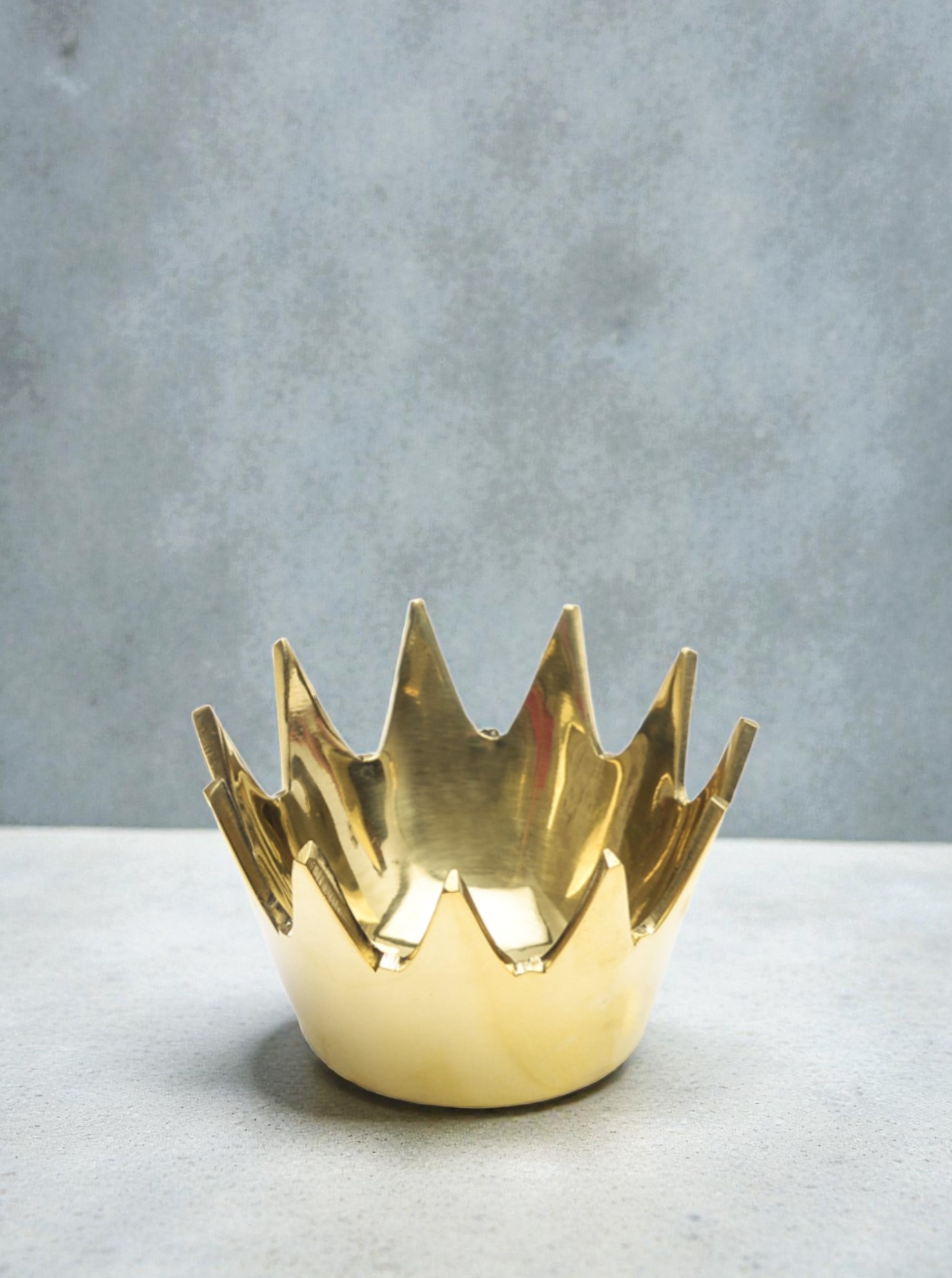 "Crown" Ashtray Brass polished