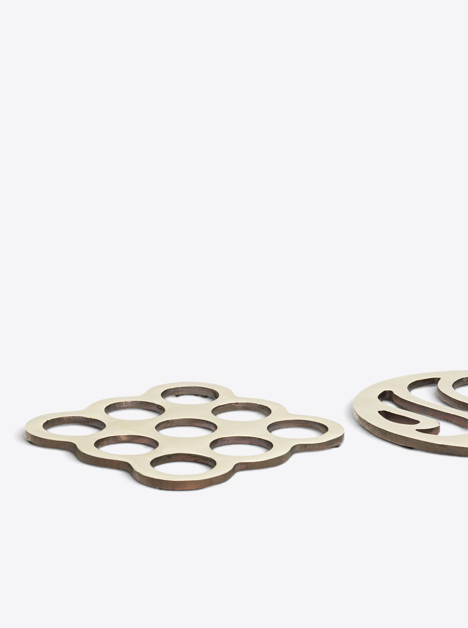Untersetzer Trivet quadratisch - Messing poliert und patiniert