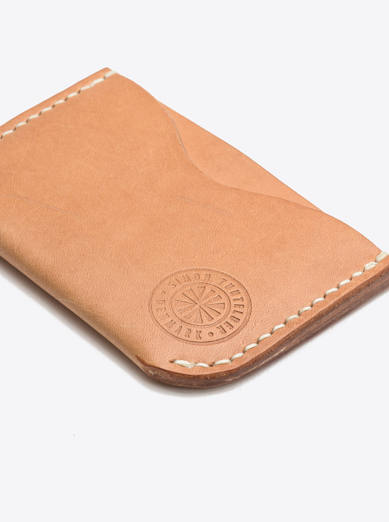 Double card holder in cowhide leather handmade by Simon Tuntelder  Copenhagen.