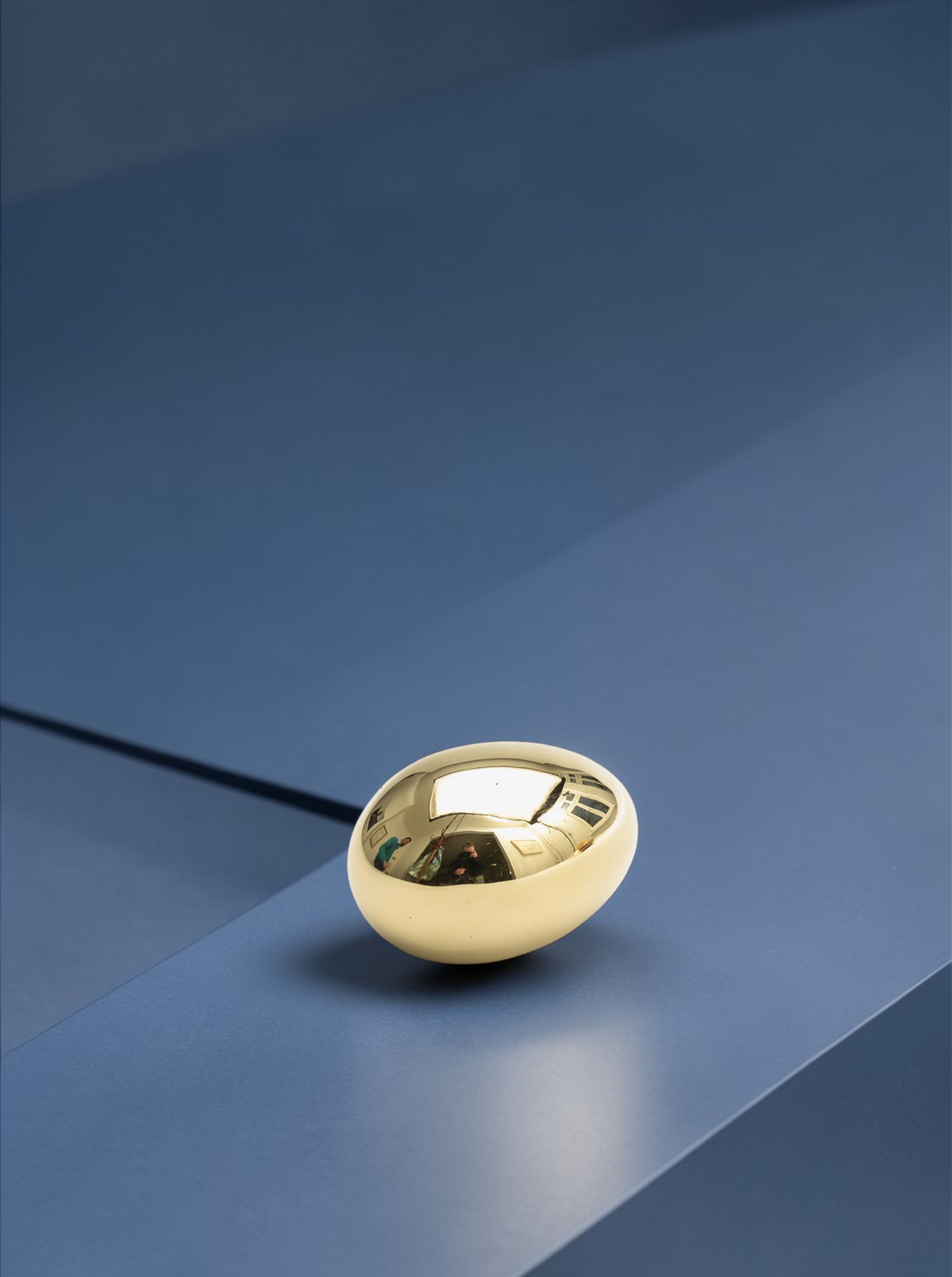 Briefbeschwerer "Ei" Messing poliert