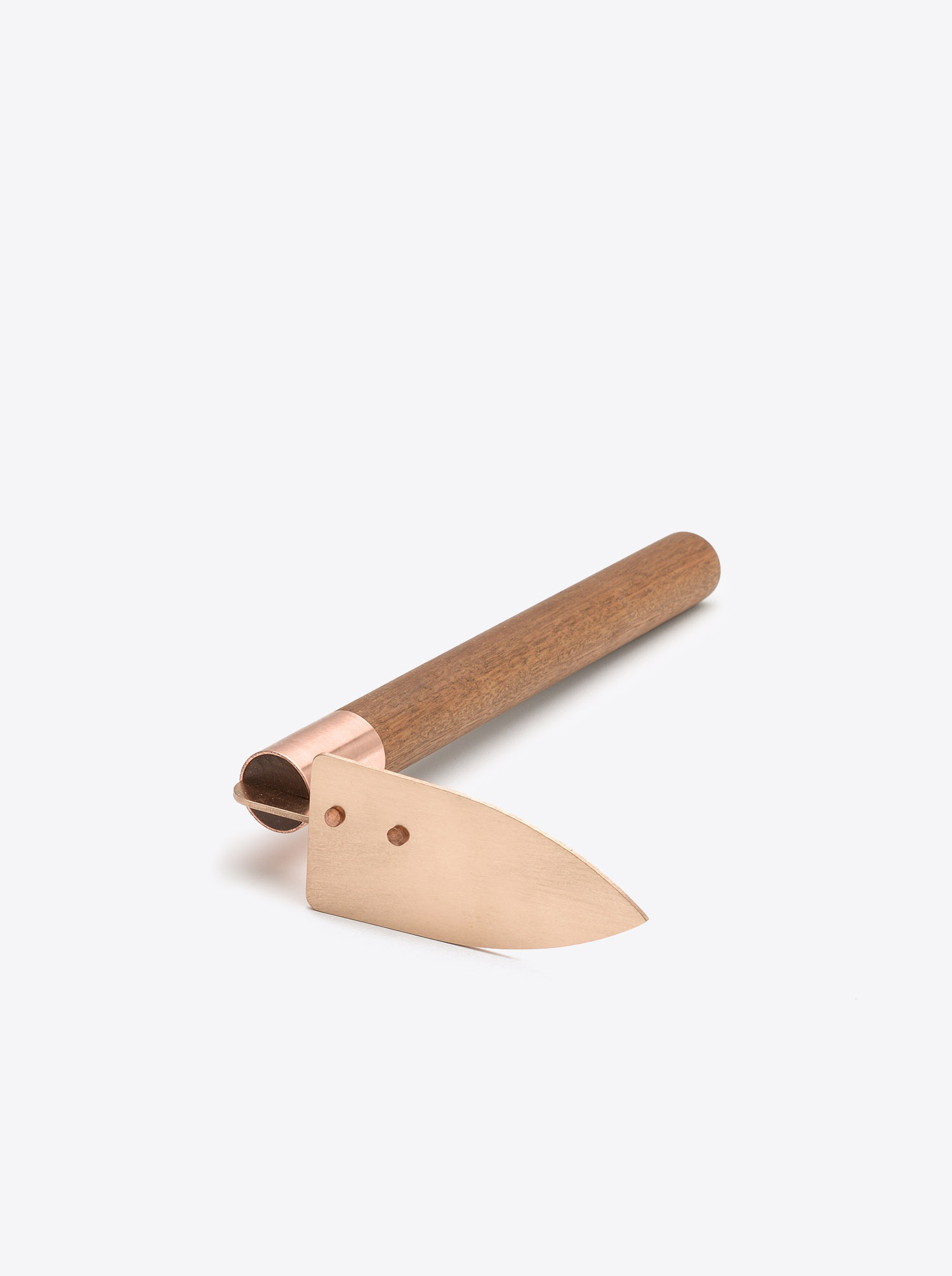 Garden Hoe bronze