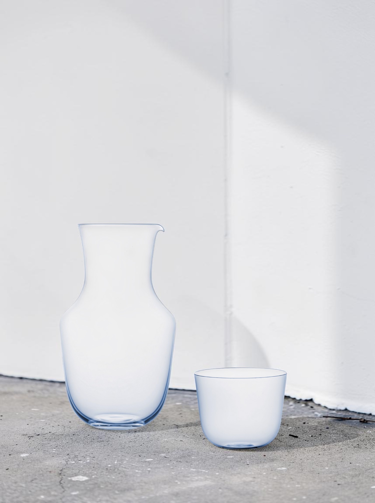 Carafe "Alpha" Glass light blue